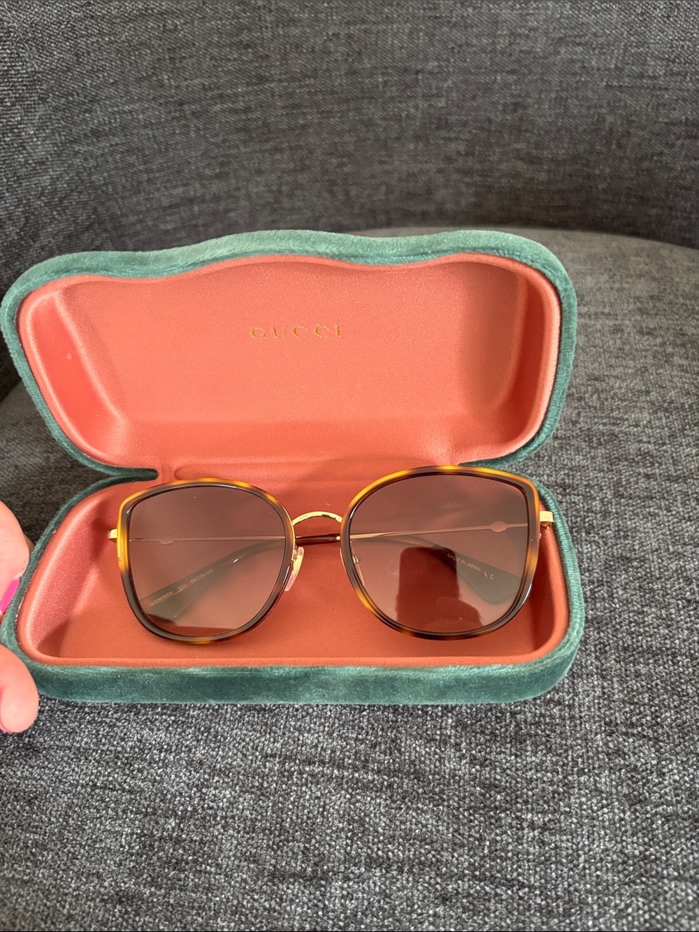 Gucci Tortoiseshell Frame Sunglasses with Brown Gradient Lenses